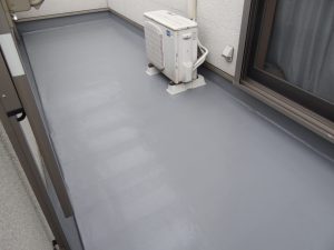 ベランダ防水工事、エコキュート取替工事等