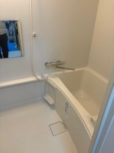 お風呂バスルーム、洗面室、システムキッチンのリフォーム工事及び給水管・給湯管の配管更新工事